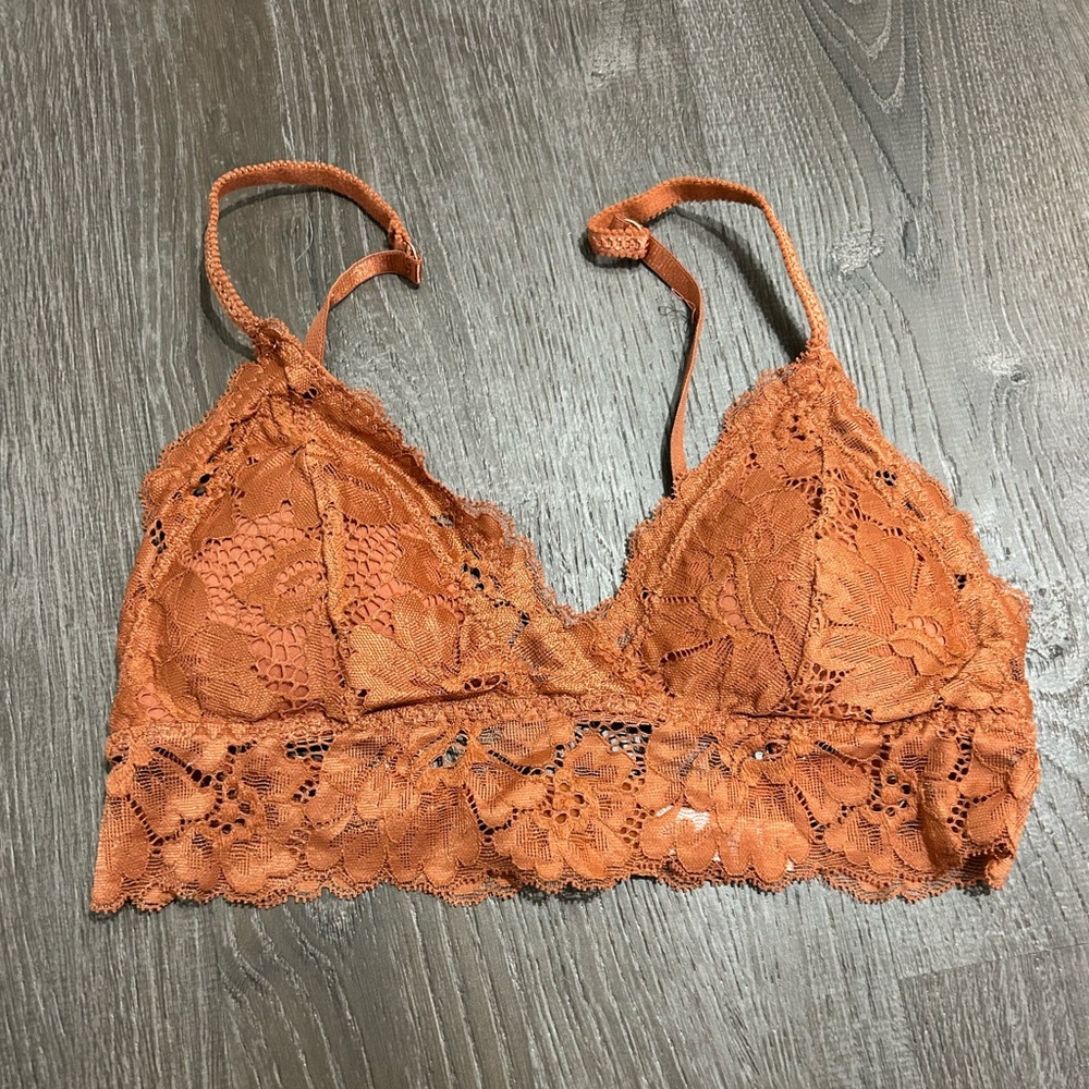 Marilyn Monroe lace bralette